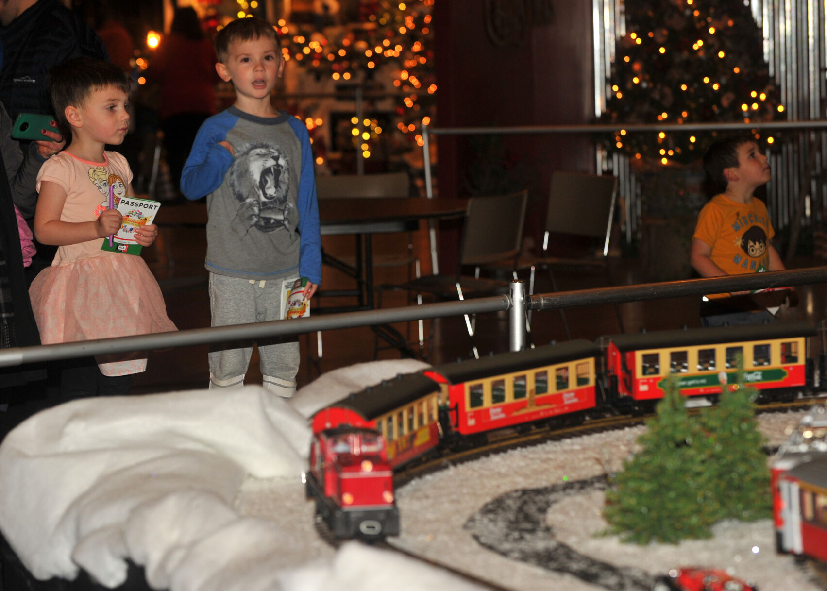 Festival of Trees "Christmas Around the World".
